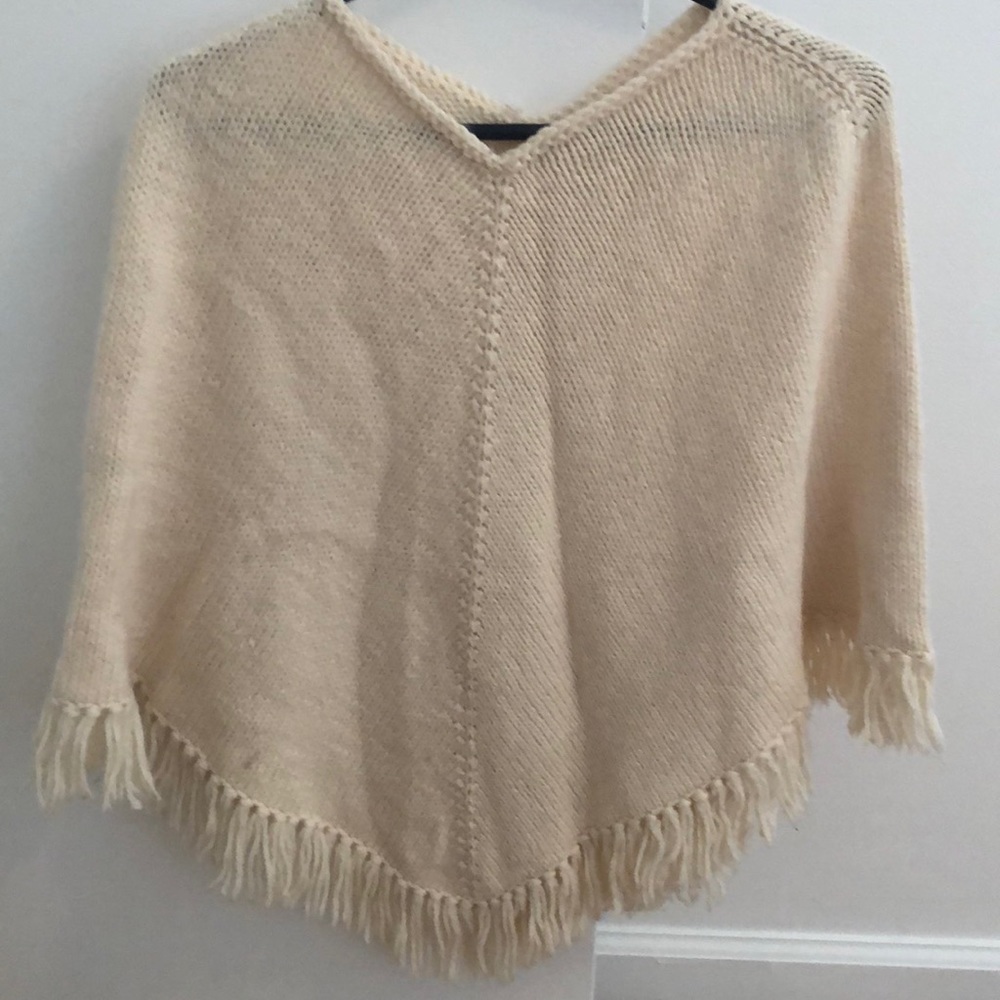 Vintage wool poncho!